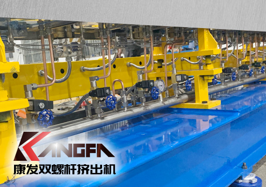 康發(fā)雙螺桿擠出機，砥礪前行！祝賀中國珠峰測量登山隊成功登頂珠峰，再創(chuàng)歷史！