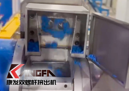 JSH雙階式85/200單、雙螺桿擠出機(jī)電纜料生產(chǎn)線試機(jī) 產(chǎn)量達(dá)1.5噸/每小時(shí)
